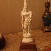 Parvati tenant son enfant Ganesh, env. 11 cm